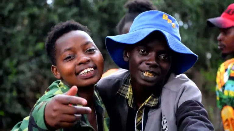 Spider Clan – Rieng Genje