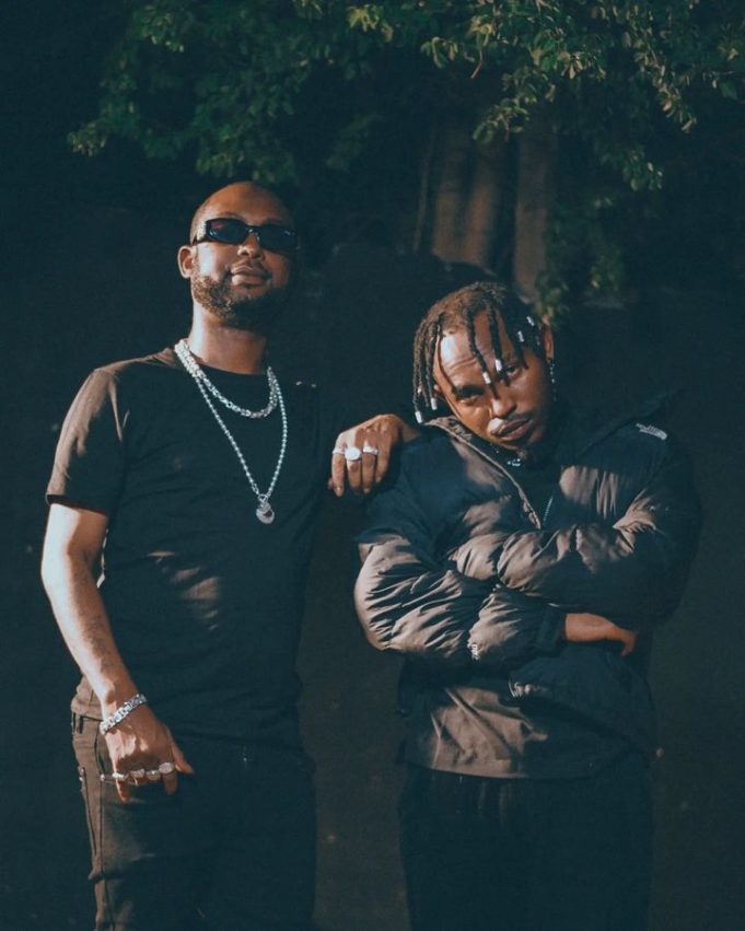 Kayumba Ft. mr Blue – Nimezidiwa