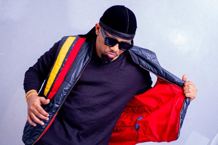 Stream & Download Tunda man – Sabrina