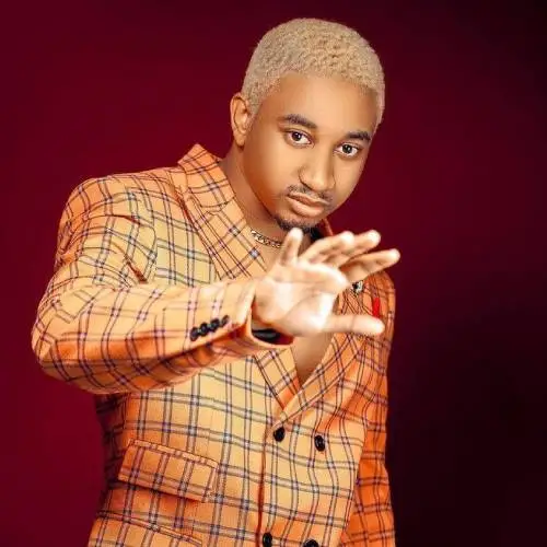 Stream & Download Jay Melody ft Phina – Usiniache