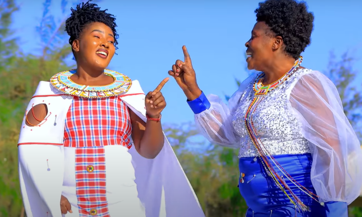 Carol Sision Ft Rose Muhando – Napenda