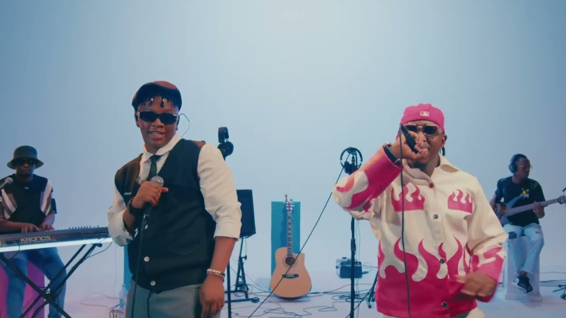 Bando Mc Ft Senny Motion – Sir God