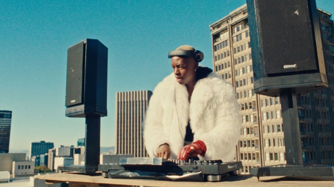 Ciza Ft Jazzworx & Thukuthela – Isaka (6AM)