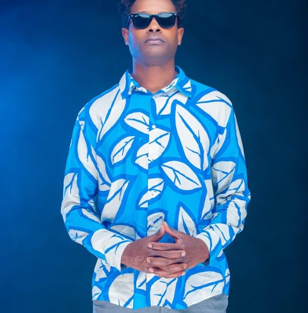 ChindoMan Ft Double Y – Familia