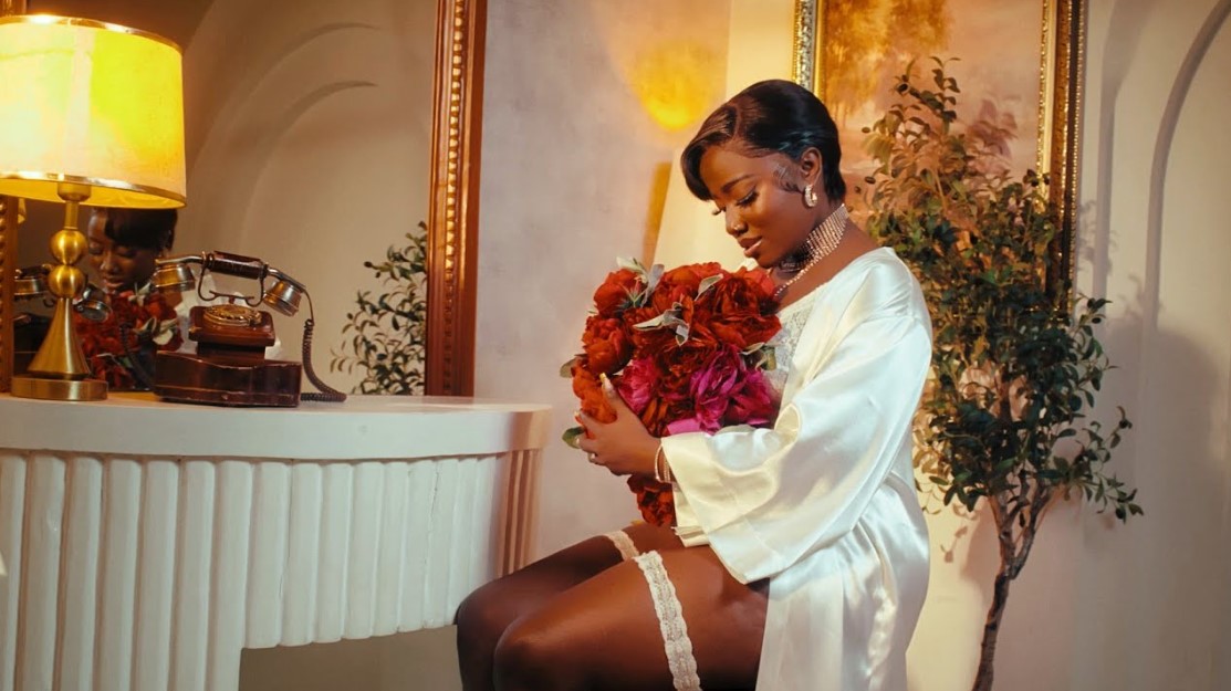 Lydia Jazmine – Bebe