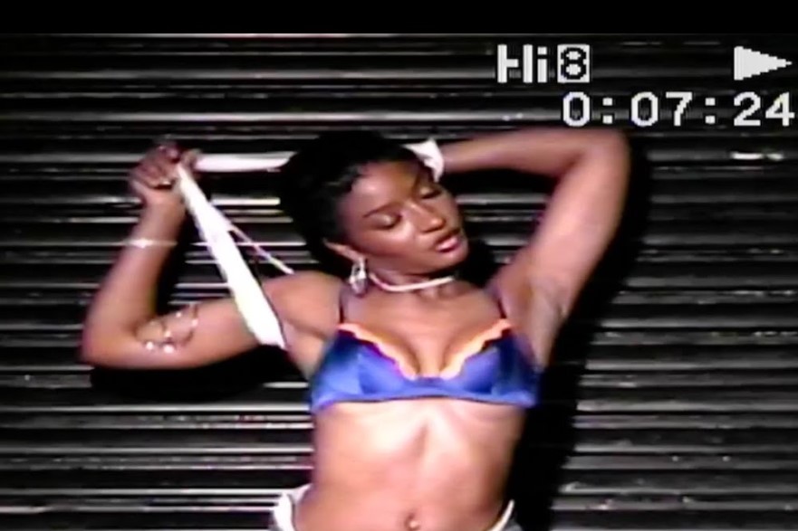 Stream & Download Ayra Starr – Hot Body