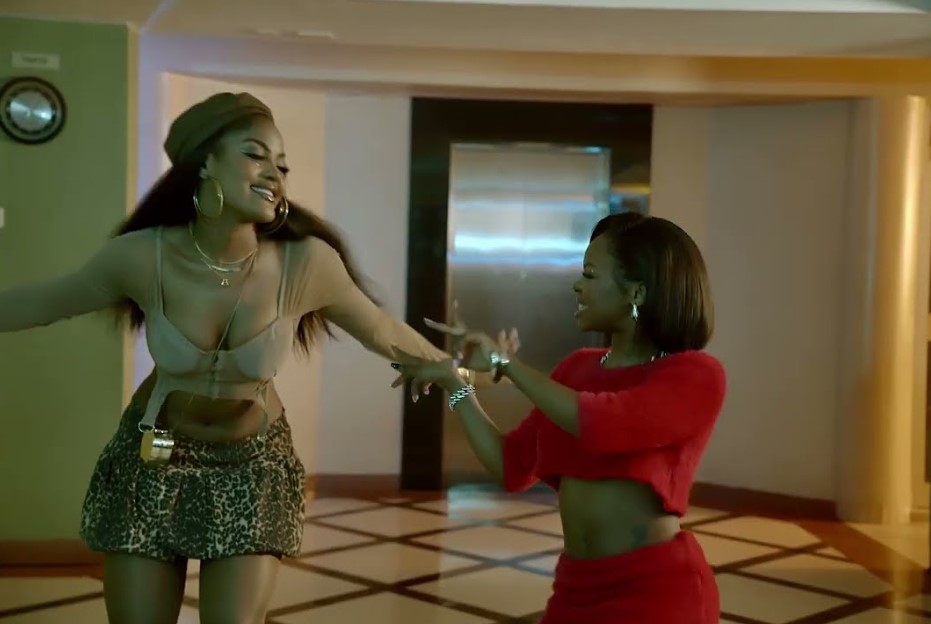 Ava Peace x Pinky – Muno