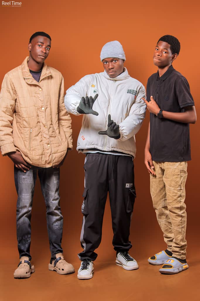 Q More ft NWA Rude & Lil Cash – No Stres