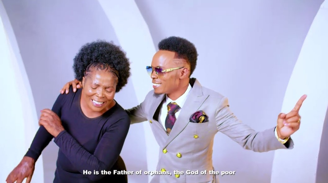 Stream & Download Stephen Kasolo Ft Rose Muhando – Sitakufa