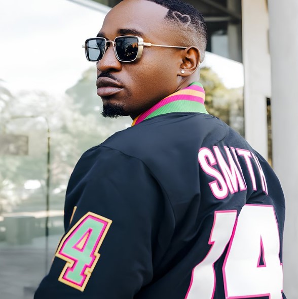 Romario & Country Wizzy – Utaniweza