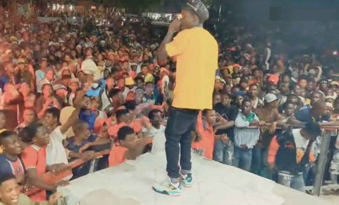 Dj Negredo β Beat Singeli β Wote Si Mnaijua Hiii