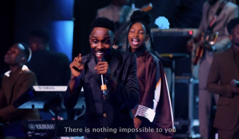 Zoravo Ft Takie Ndou – Mungu Wa Yasiyowezekana