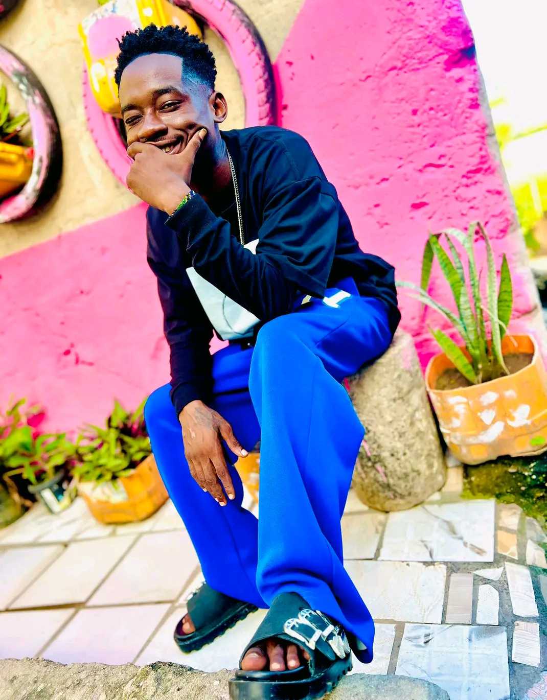 Chief Killer – Show Live Efm Performance Mungu Atanilipa