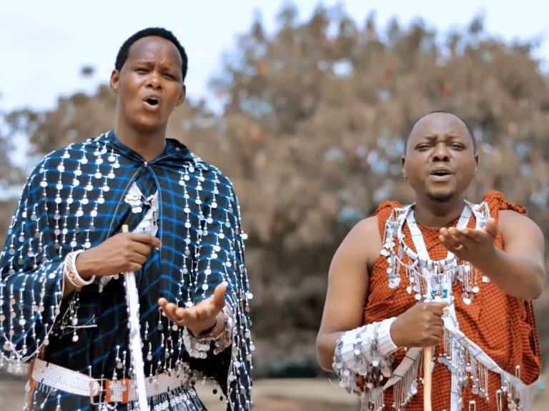 Christopher Mwahangila Ft Paul Siria – Litapita