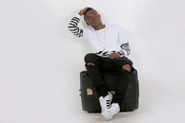 Bright Ft Izza – Cha Moto