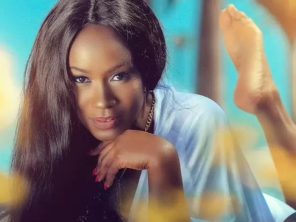 Juliana Kanyomozi Ft Bushoke – Usiende Mbali