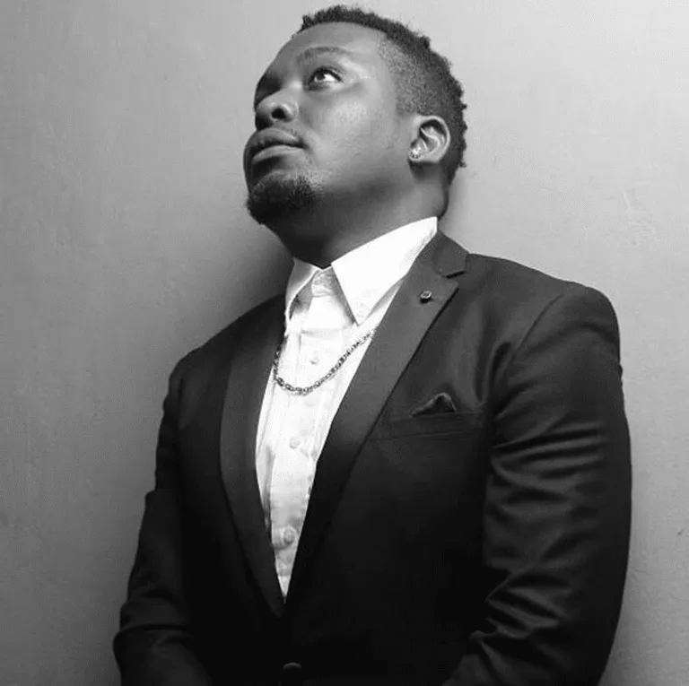 Steve Rnb One – Love